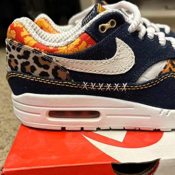Nike Air Max 1 Premium ‘Denim Leopard’ Sneakers LIKE NEW! - Picture 7 of 13